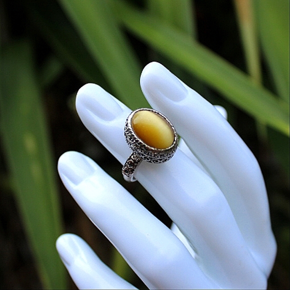 Vintage Tiger Eye Ring - Picture 1 of 16